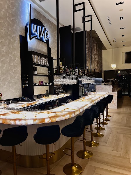 Lume Kitchen and Lounge