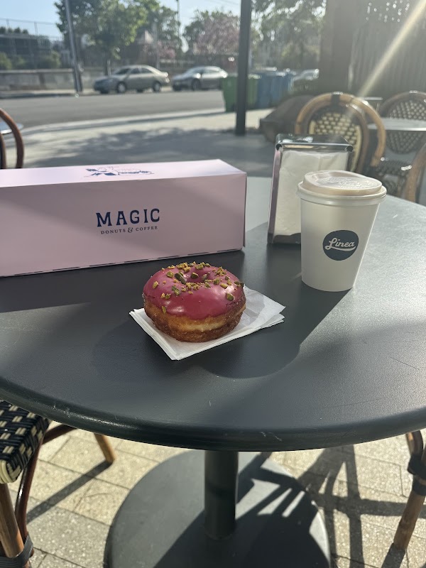 Magic Donuts & Coffee