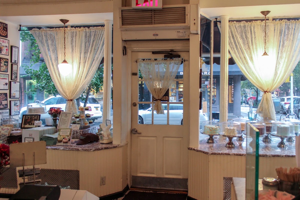 Magnolia Bakery - Bleecker Street