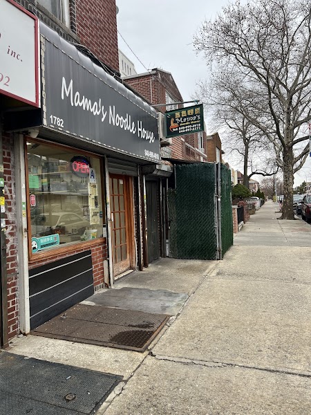 Mama's Noodle House
