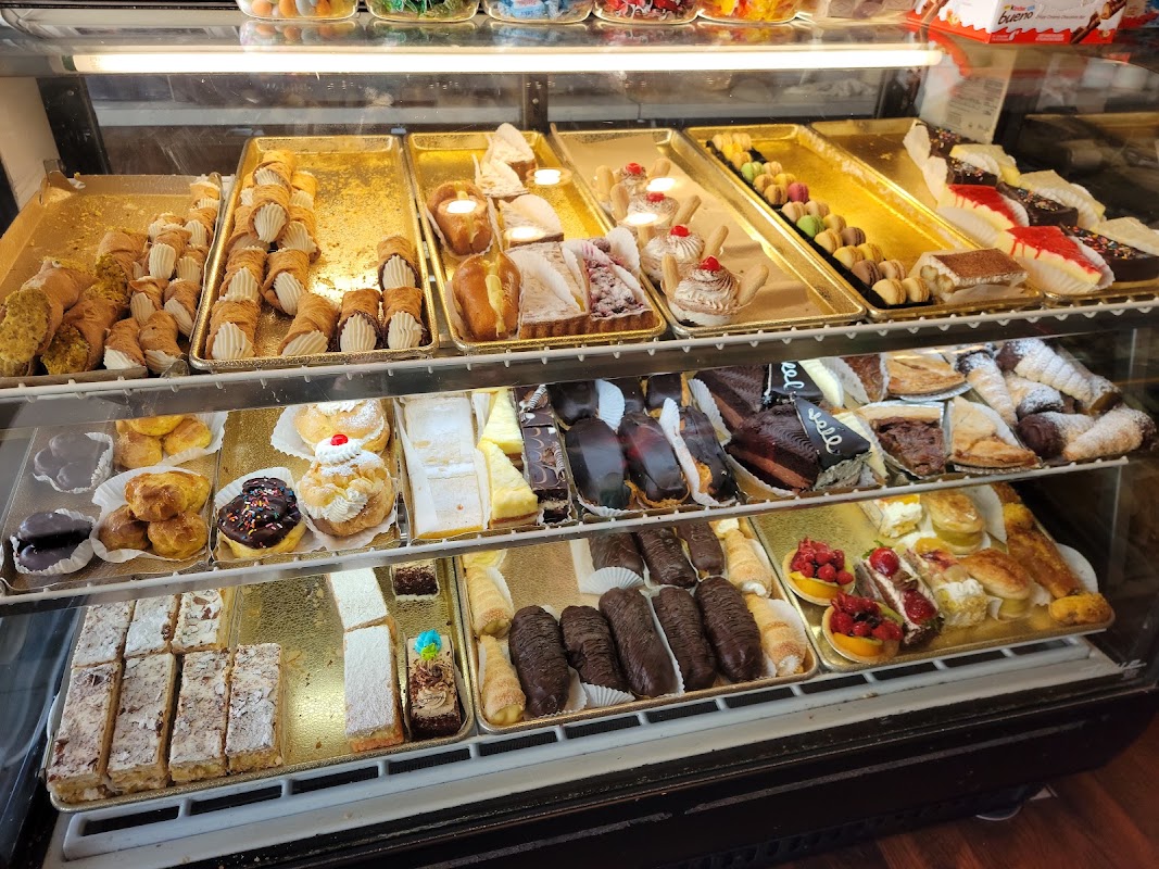 Mara's Italian Pastries