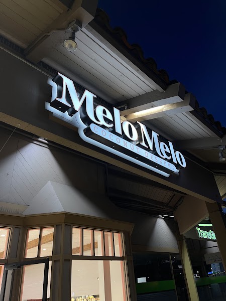 MeloMelo Coconut Dessert