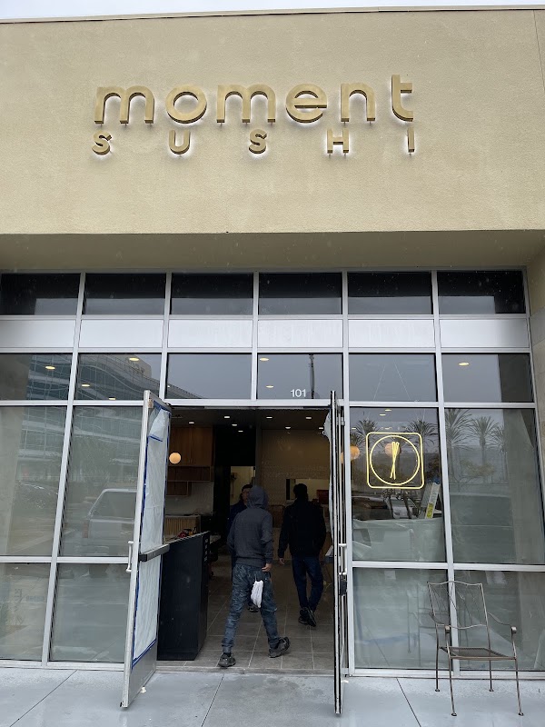 moment sushi