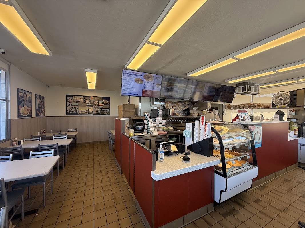 Nation's Giant Hamburgers & Great Pies