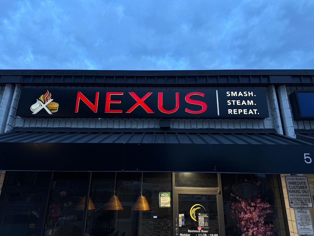 NEXUS MOMO & BURGER