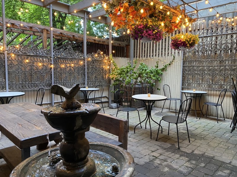 Nourish Thai