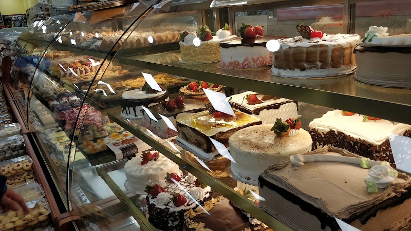 Nova Pastry & Bakery