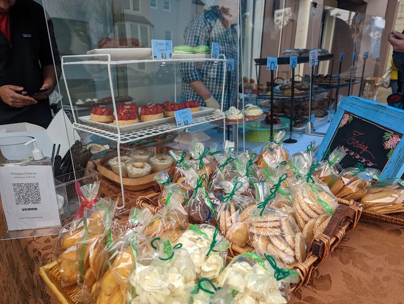 Patisserie on California