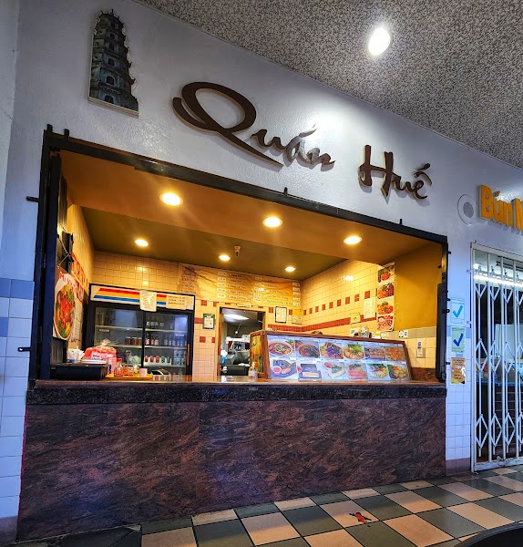 Quan Hue Restaurant