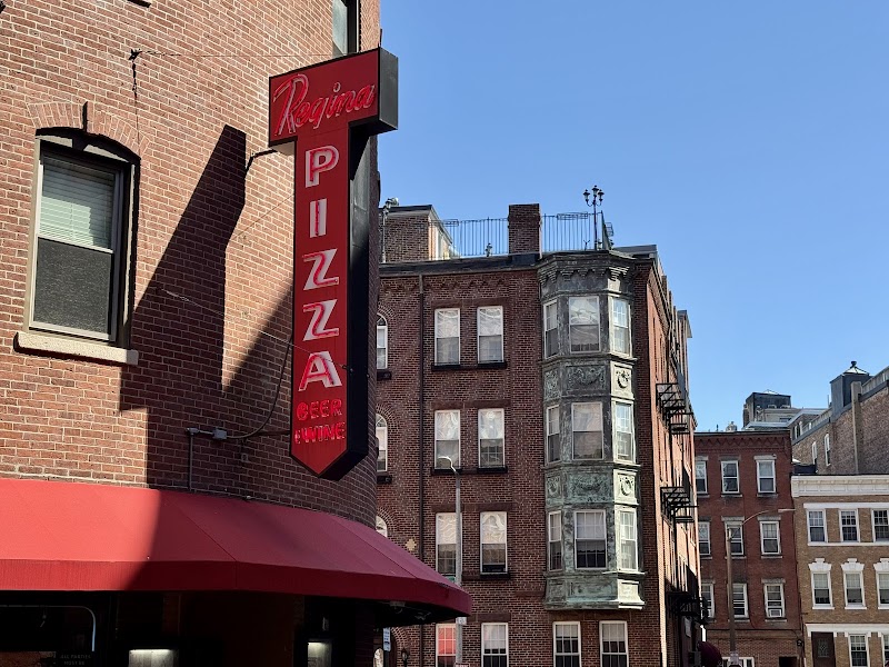 Regina Pizzeria