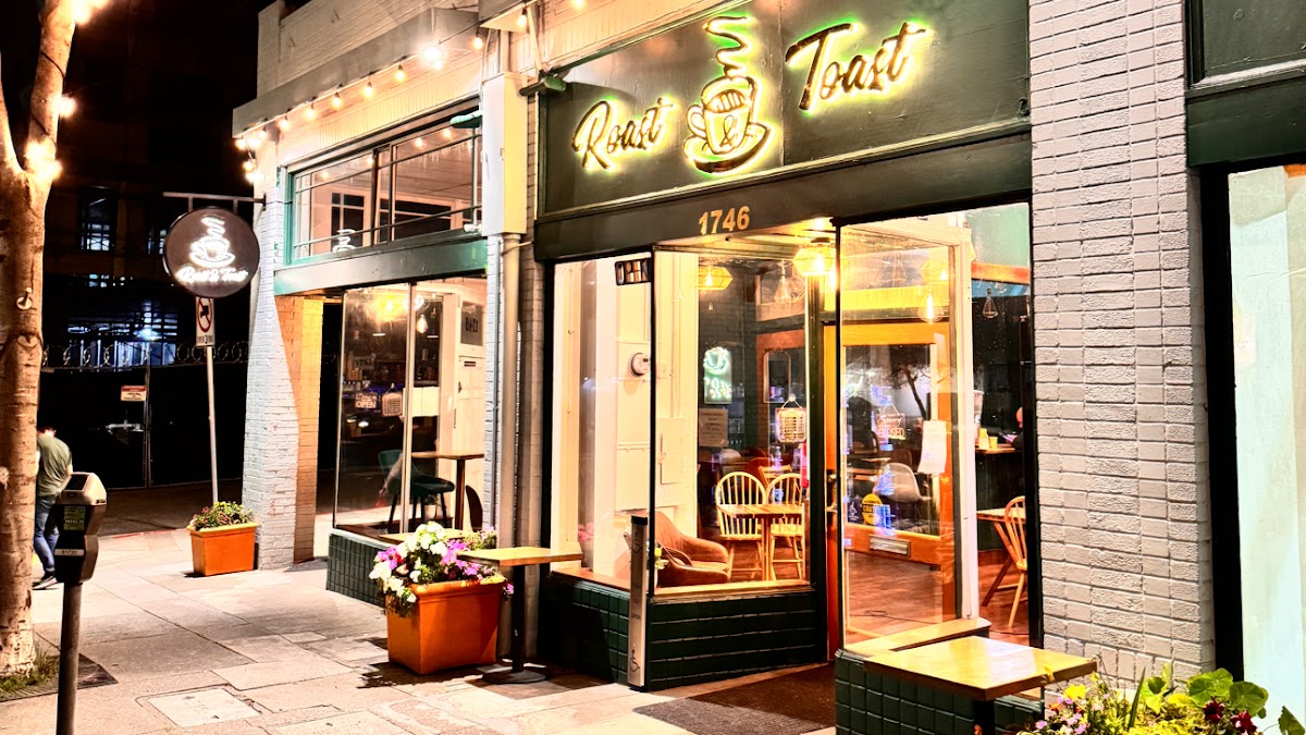 Roast & Toast Cafe