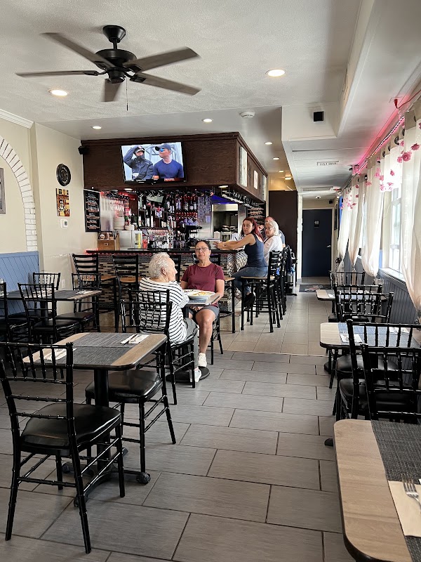 Rosa's Tavern