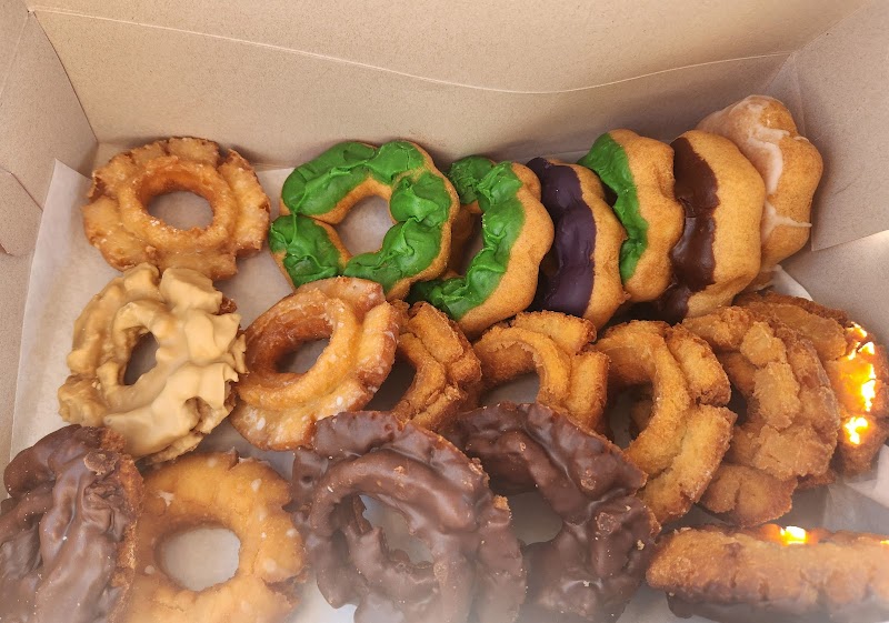 Royal Pin Donuts