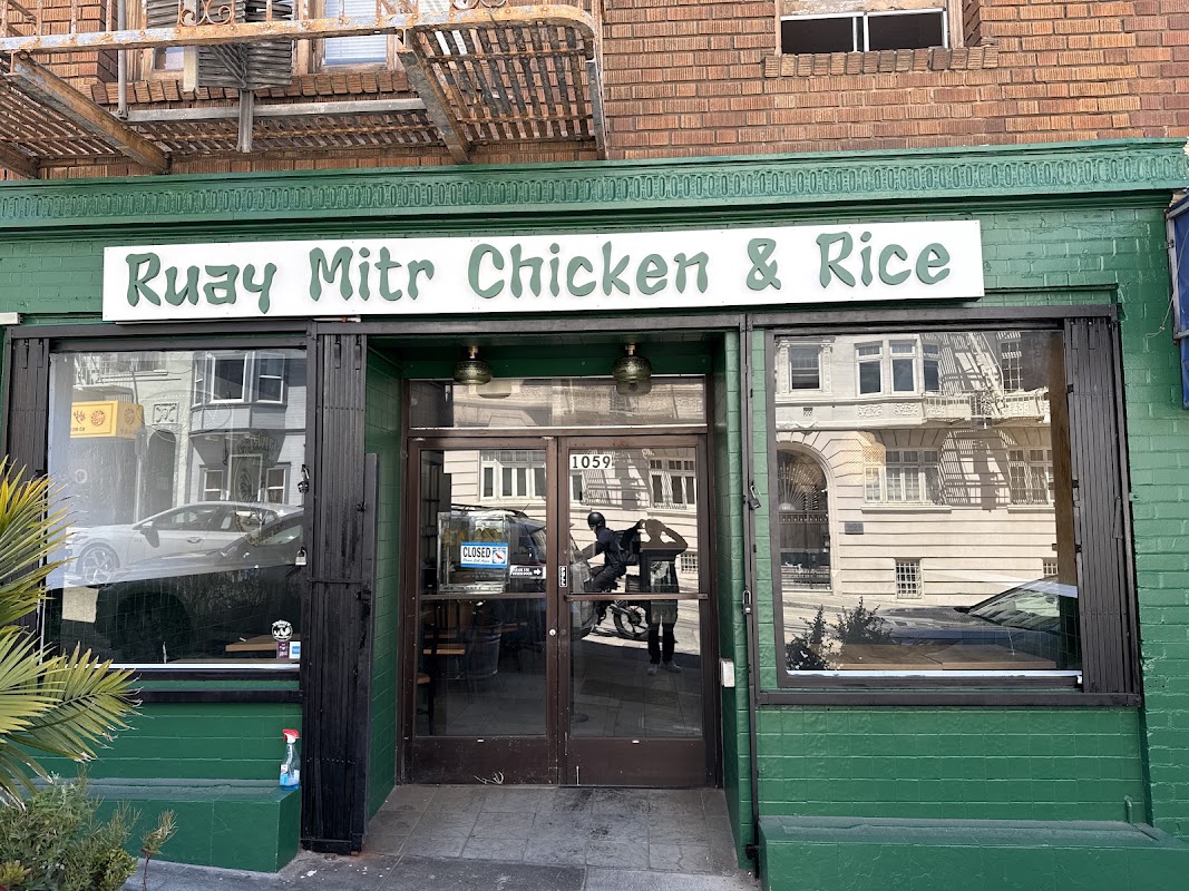 Ruay Mitr Chicken & Rice