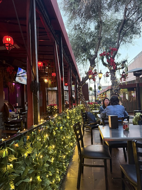 SECRET BAR & GRILL