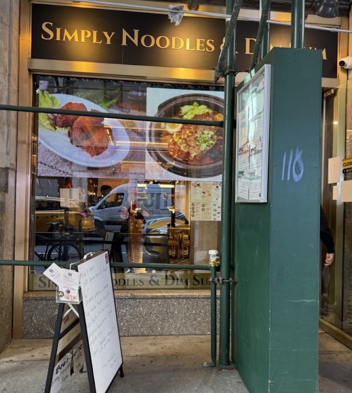 Simply Noodles & Dim Sum Bryant Park