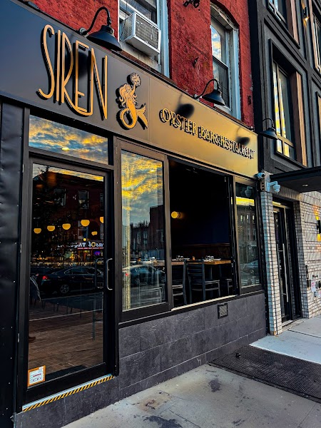 Siren Restaurant & Bar