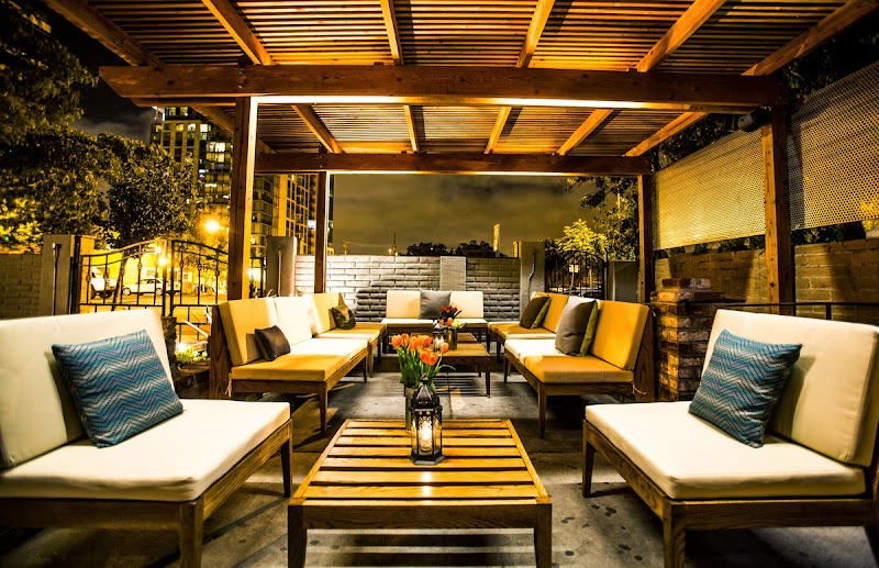 SP2 Communal Bar + Restaurant