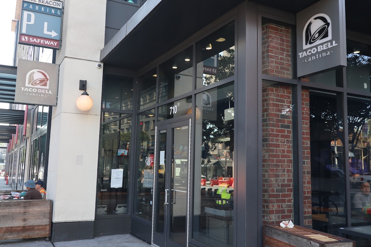Taco Bell Cantina
