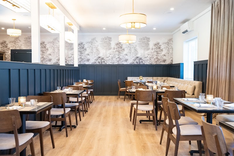 The Grove, Restaurant & Bar at Red Hook Golf Club