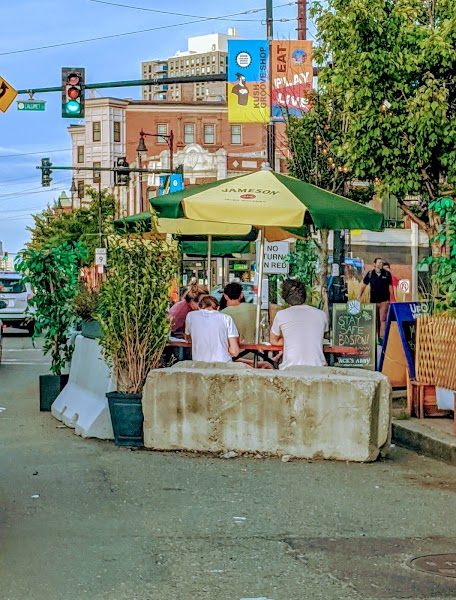 The Mission Bar & Grill