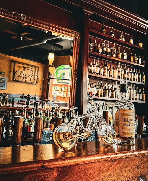 The Washington Square Tavern