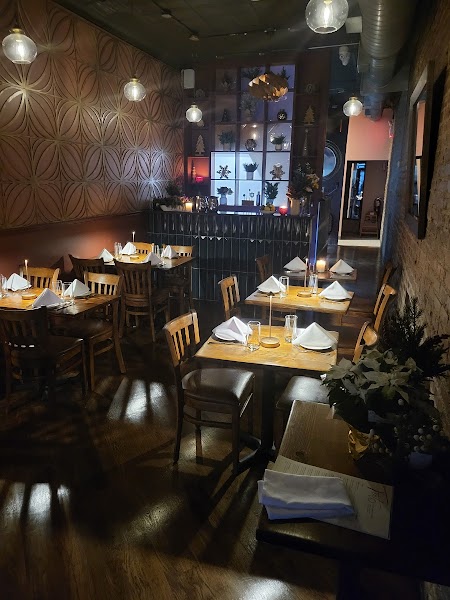 Tinto Tapas Restaurant & Wine Bar
