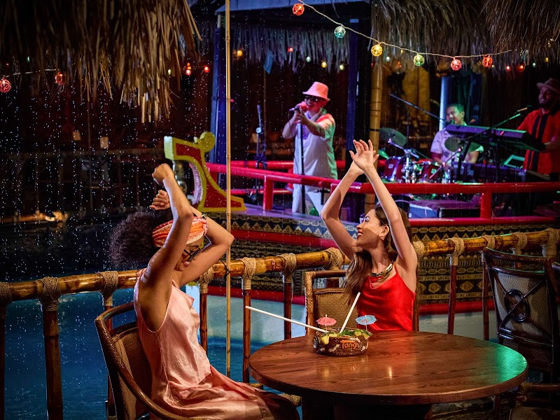 TONGA ROOM & HURRICANE BAR