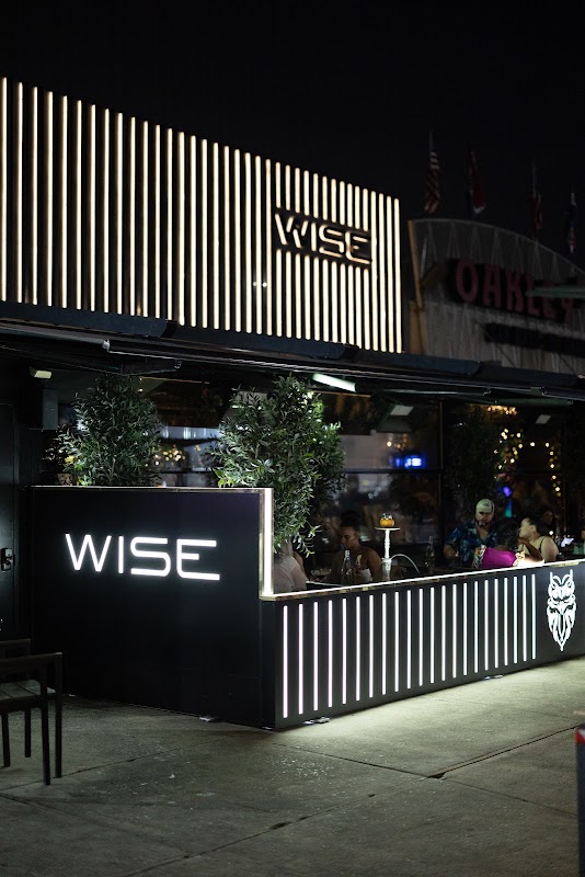 WISE Bar & Grill